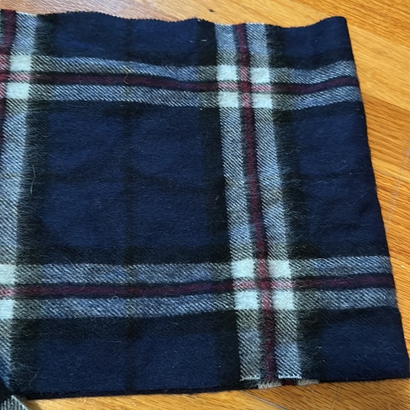 Highland House touch of cashmere scarf - Picture 3 of 3